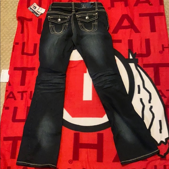 Brand New Jeans with Tags. Jeweled Jeans Bootcut 5 - Picture 5 of 8